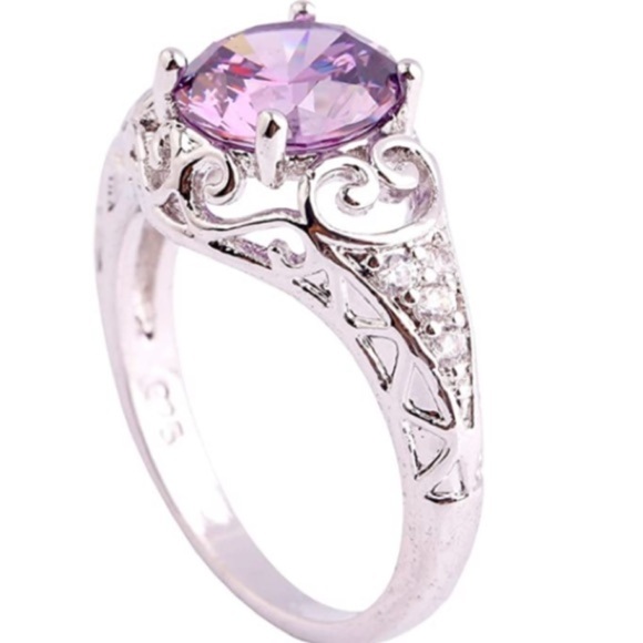 925 Sterling Silver Gemstone  Amethyst Dainty Ring - Picture 4 of 13
